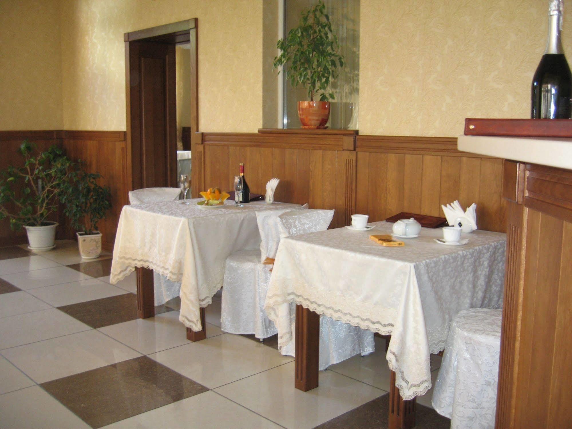 Sv Park Hotel Charków Zewnętrze zdjęcie